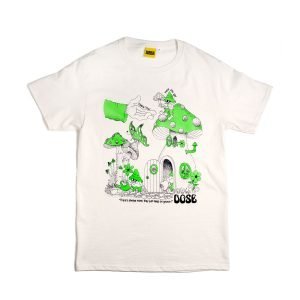 White T-shirt with doseland mushroom house and elves